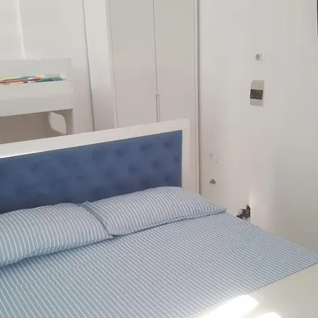 Villa-hotel Ludianna Pensjonat Golem (Tirana)