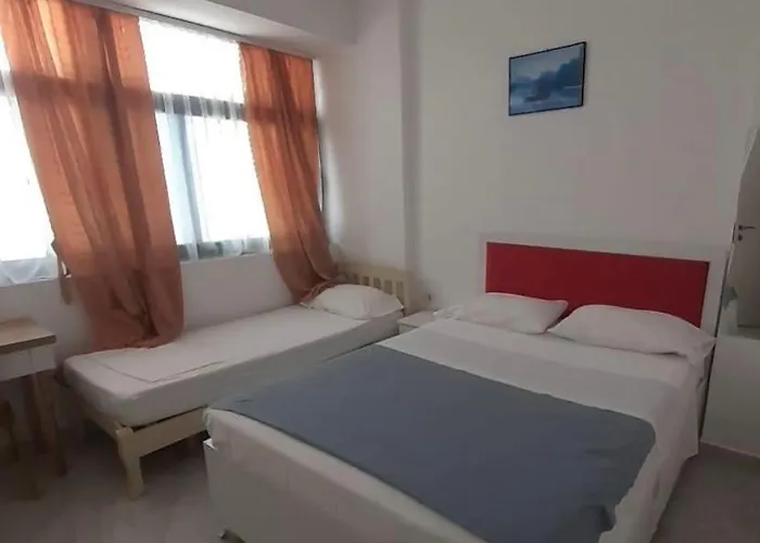 Villa-hotel Ludianna * Golem (Tirana)