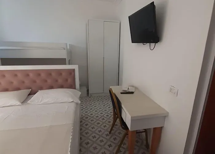 Villa-hotel Ludianna Golem (Tirana)