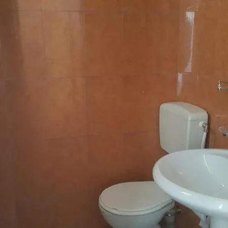 Penzion Villa-hotel Ludianna Golem (Tirana)