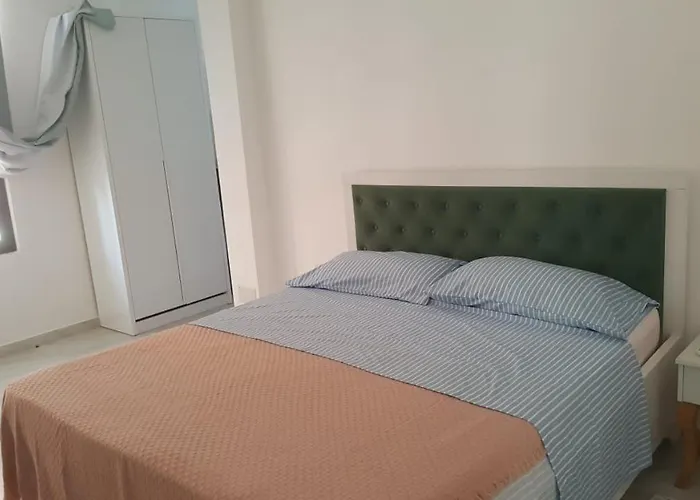 Villa-hotel Ludianna Maison d'hôtes *