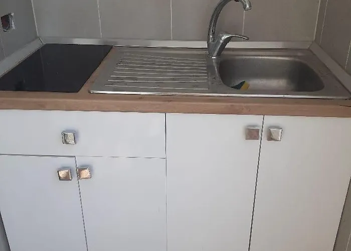 Villa-hotel Ludianna *