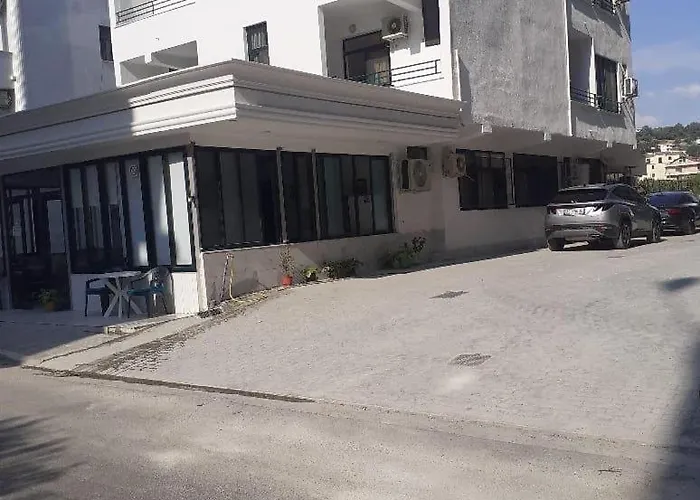 Villa-hotel Ludianna Maison d'hôtes *